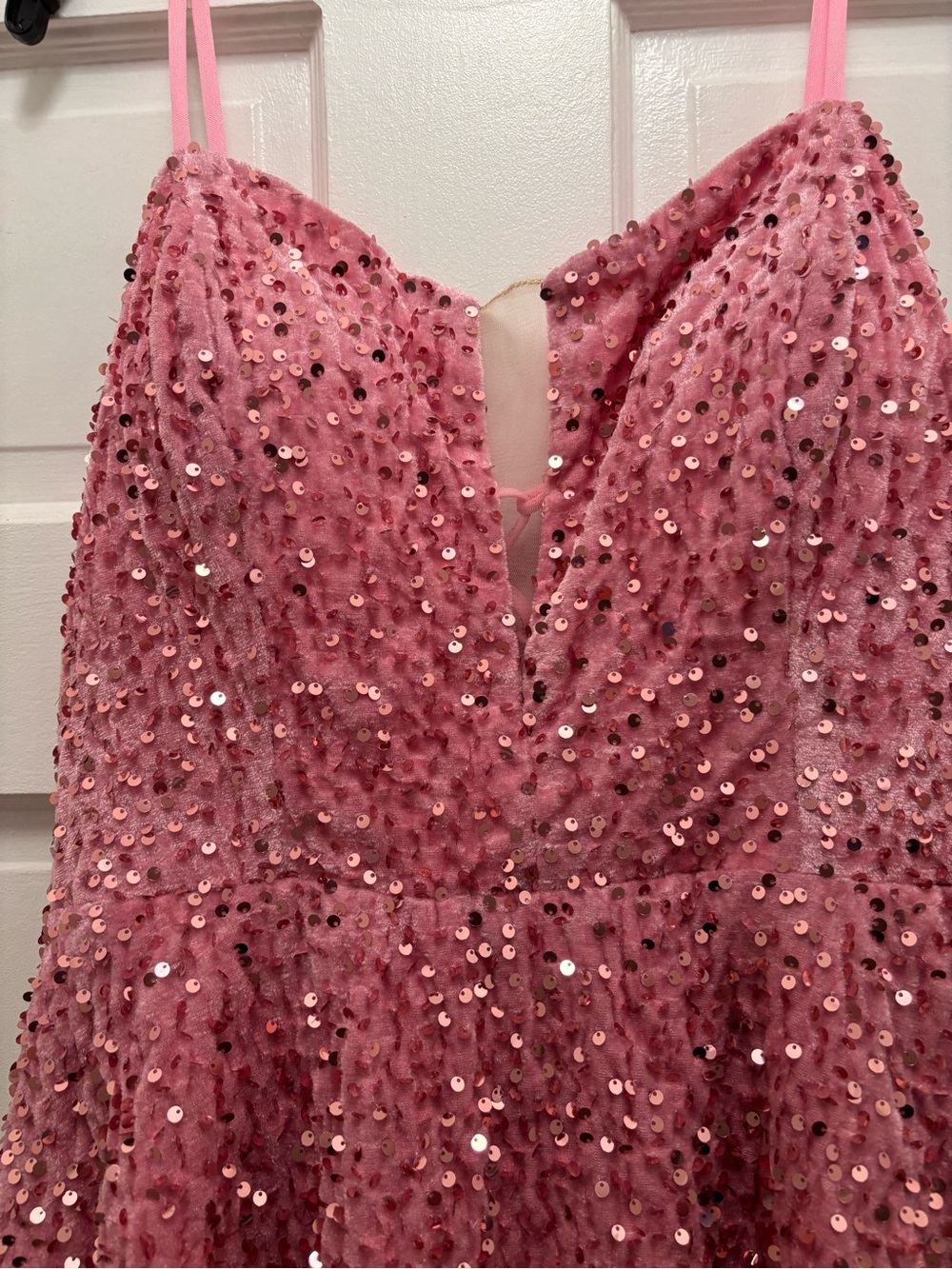 Pink Sequin Party Dress Layered Skirt Spaghetti Straps and Lace Back
Size 20 - Picture 2 of 6